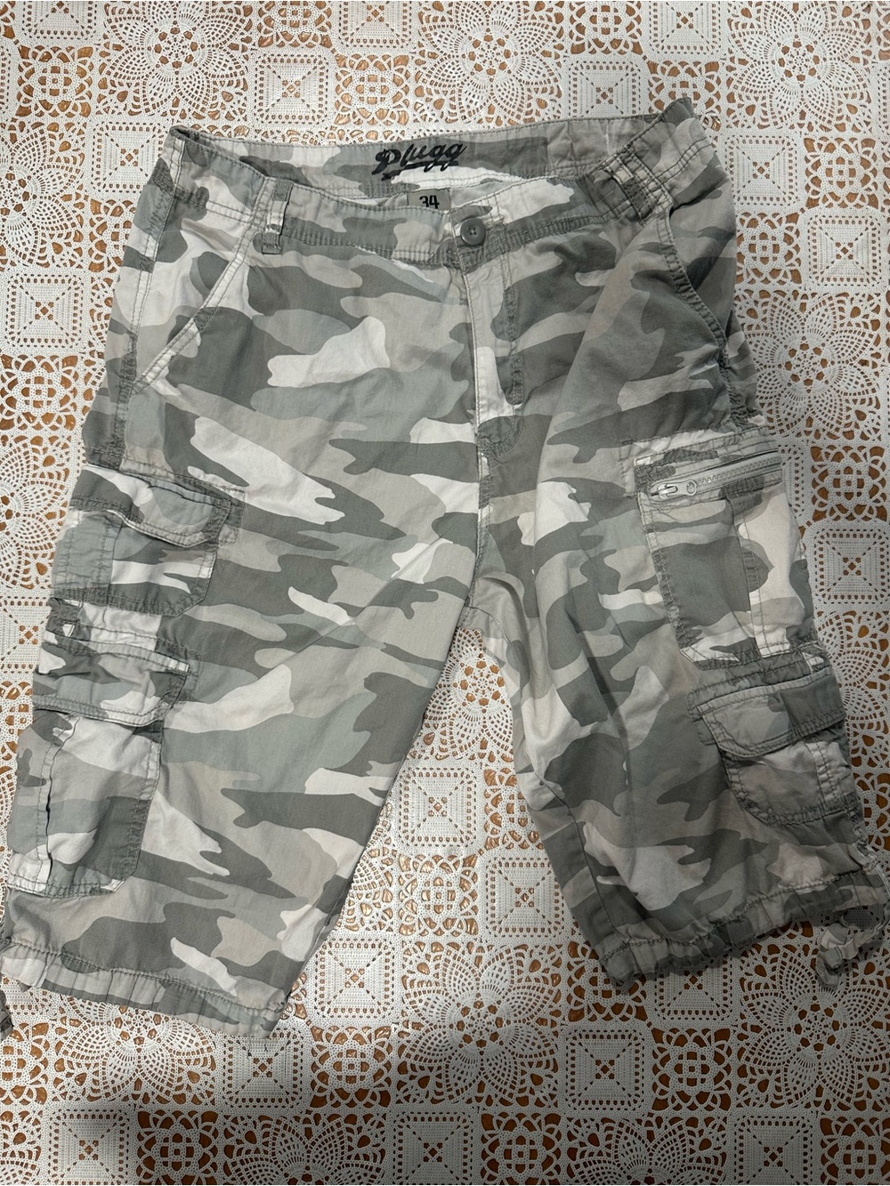 Plugg Men’s Gray Camo Longline Cargo Shorts Size 34 Y2K Skater